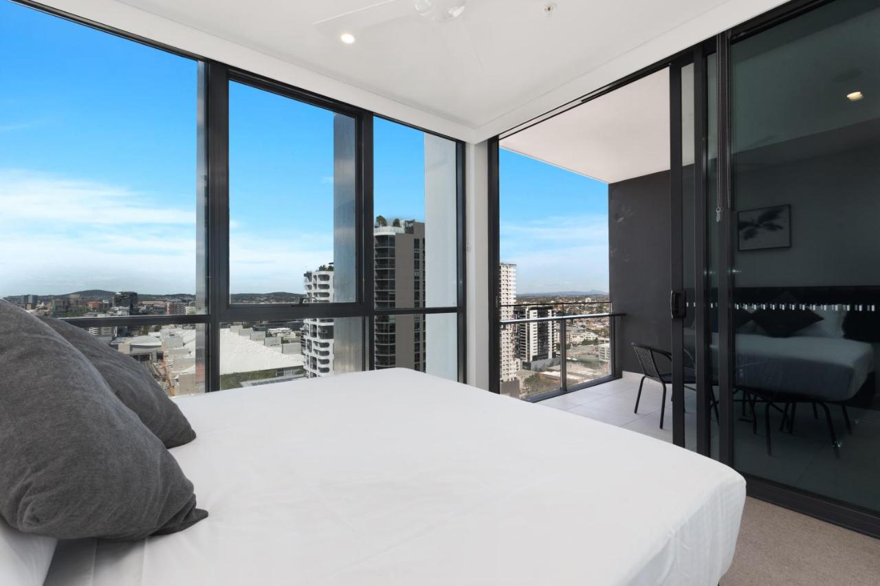 Hope Street Apartments by CLLIX photo