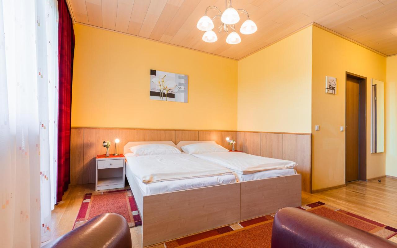 Hotel garni Steinfeld photo
