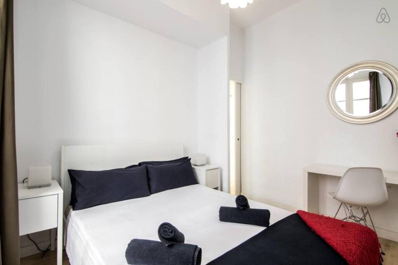 Apartment Ondina Suites Sagrada Familia, Barcelona, Spain ...