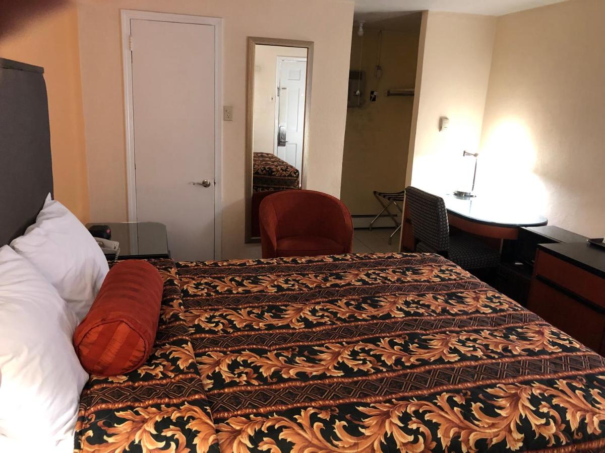 Sentinel Motel — photo 16