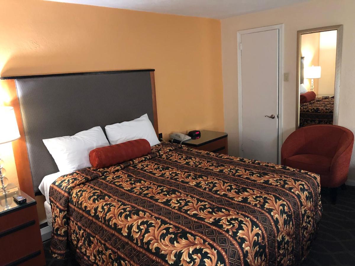 Sentinel Motel — photo 15