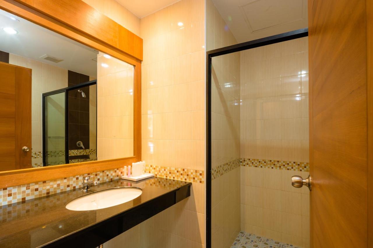 Sungthong Kamala Beach Resort - 3