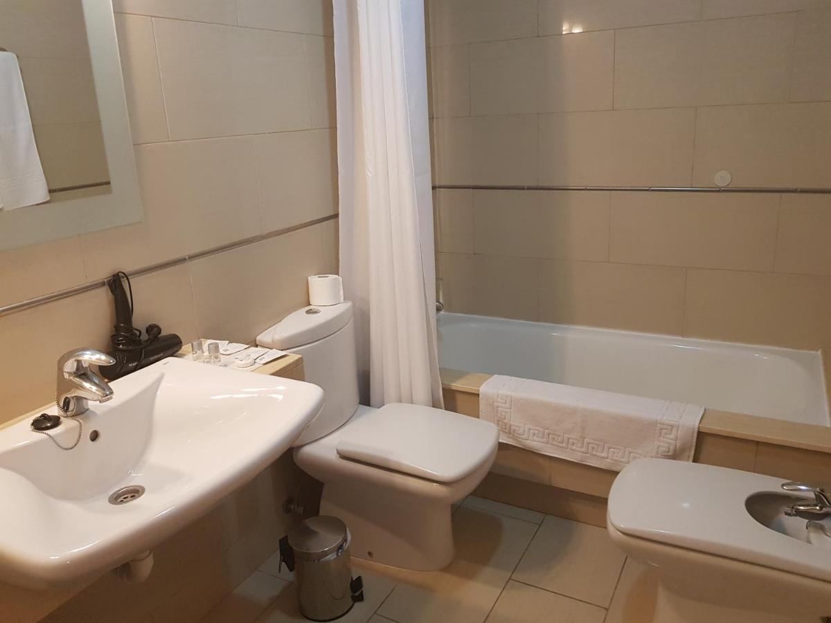 3 Bedroom Apartment in Santa Cruz at Plaza España. (Spanje ...