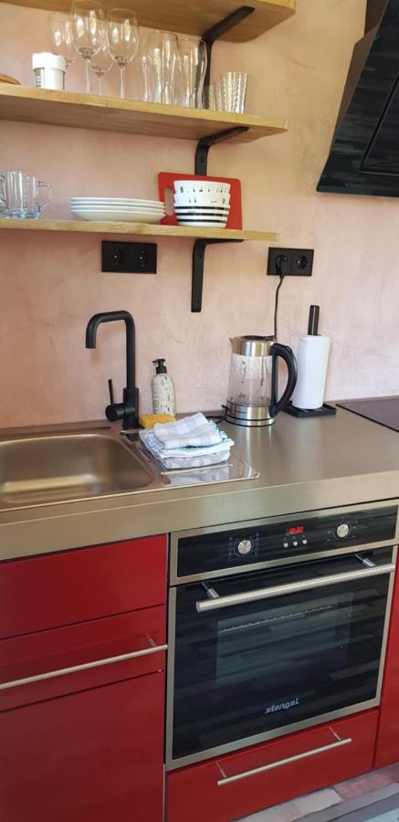 Jabaki Red Studio - 4