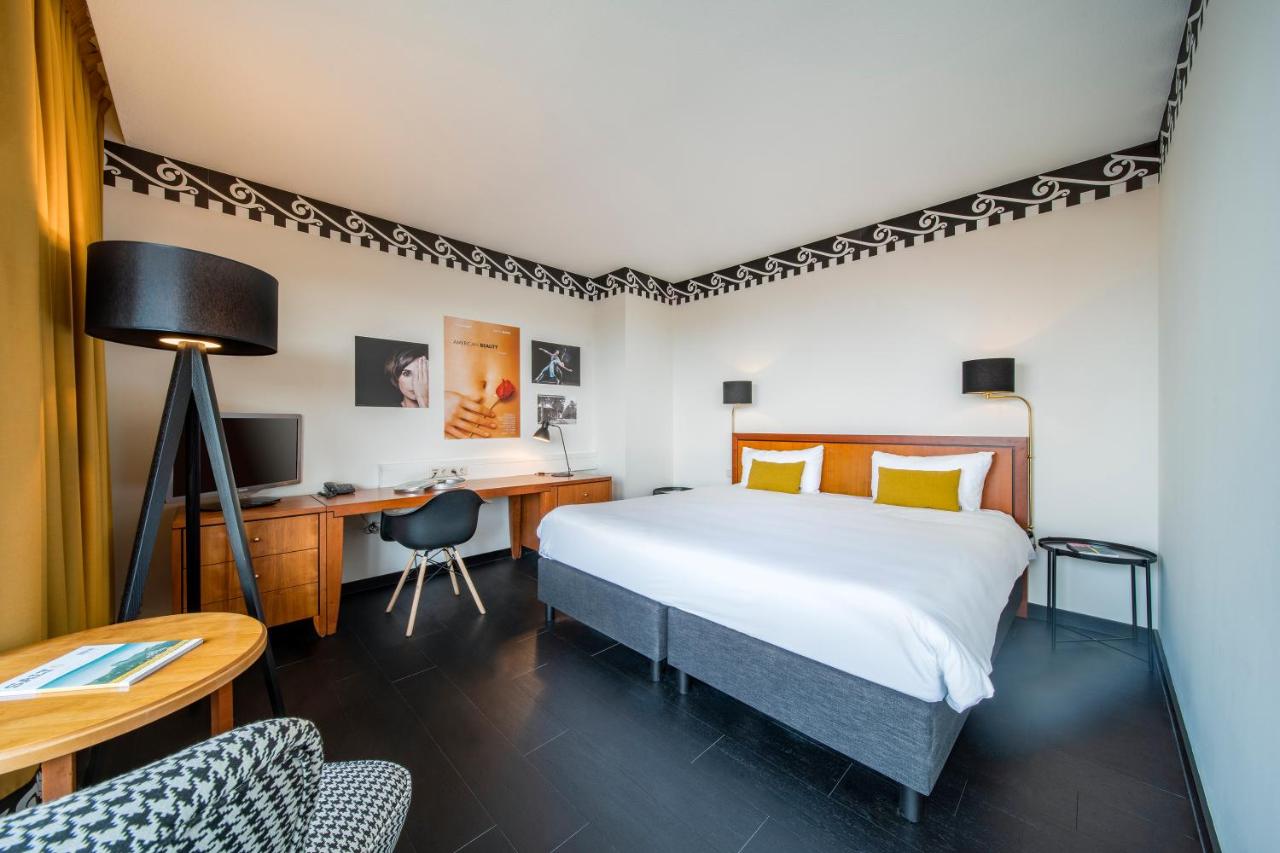 Hotel Theater Figi photo