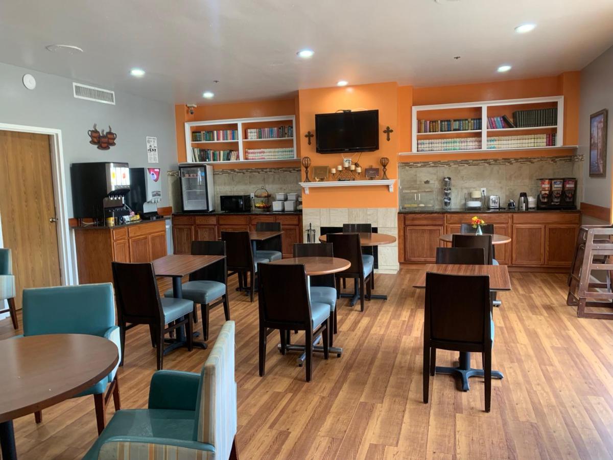 Guest House Inn Medical District near Texas Tech Univ — photo 12