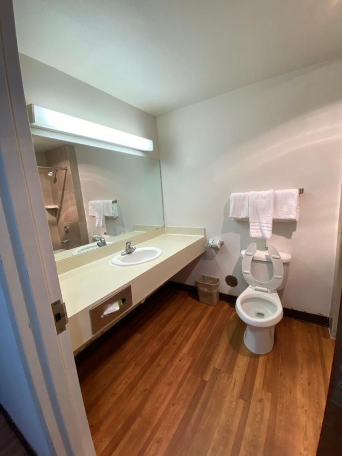 Guest House Inn Medical District near Texas Tech Univ — photo 22