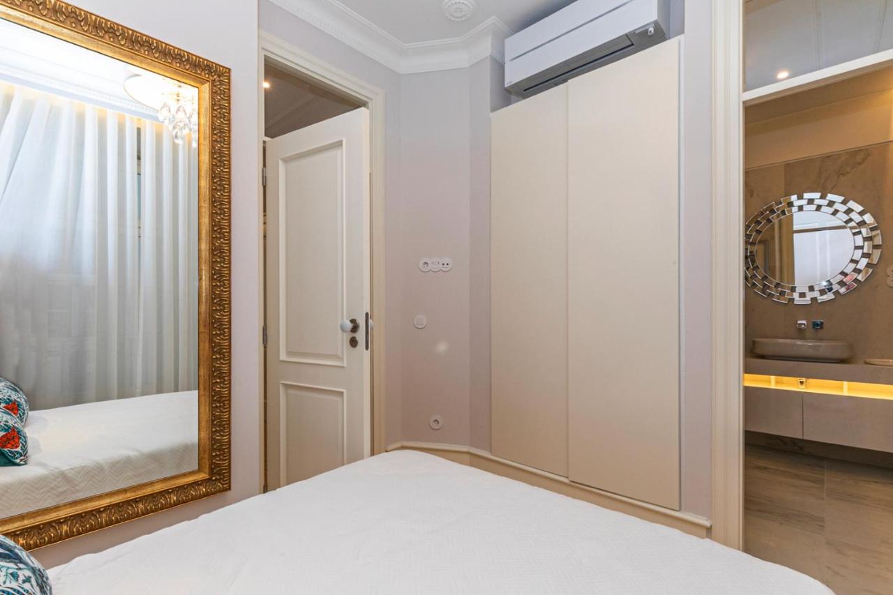 Augusta Street 231 Lisbon (With elevator) - 2