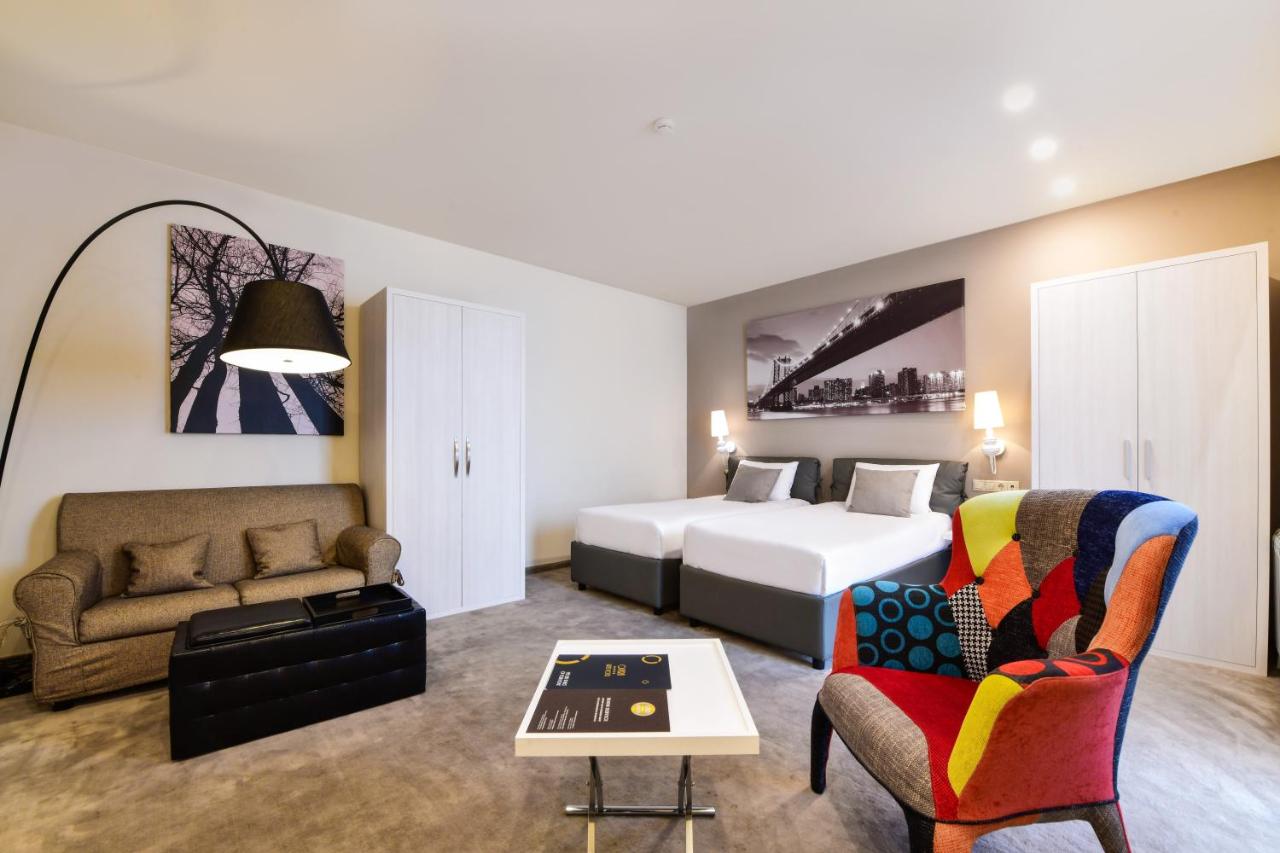 Opera Suite Hotel photo
