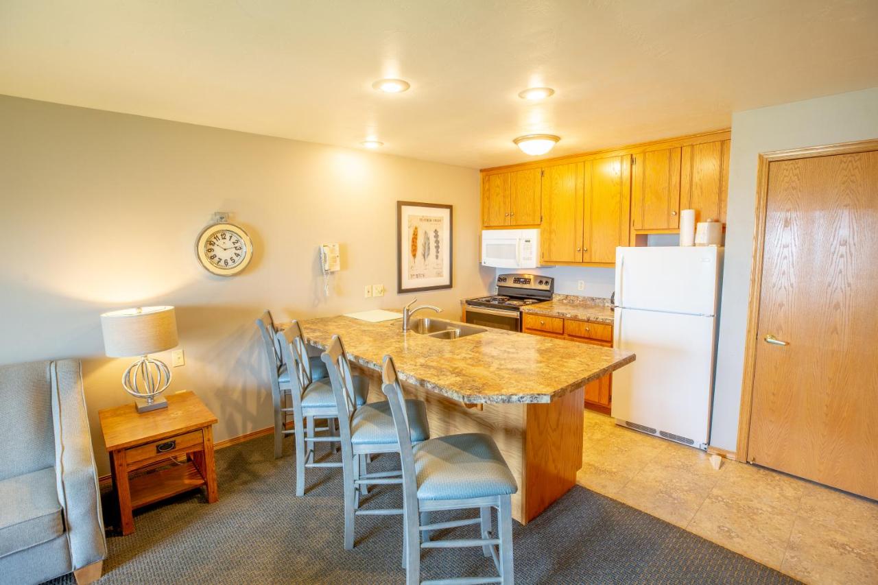 Westwood Shores Waterfront Resort — photo 17
