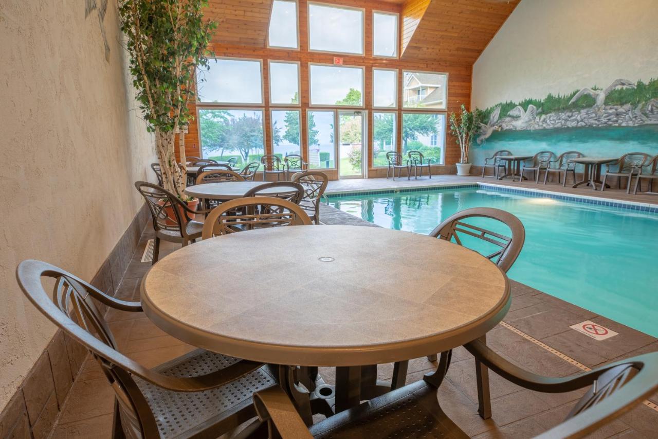 Westwood Shores Waterfront Resort — photo 10