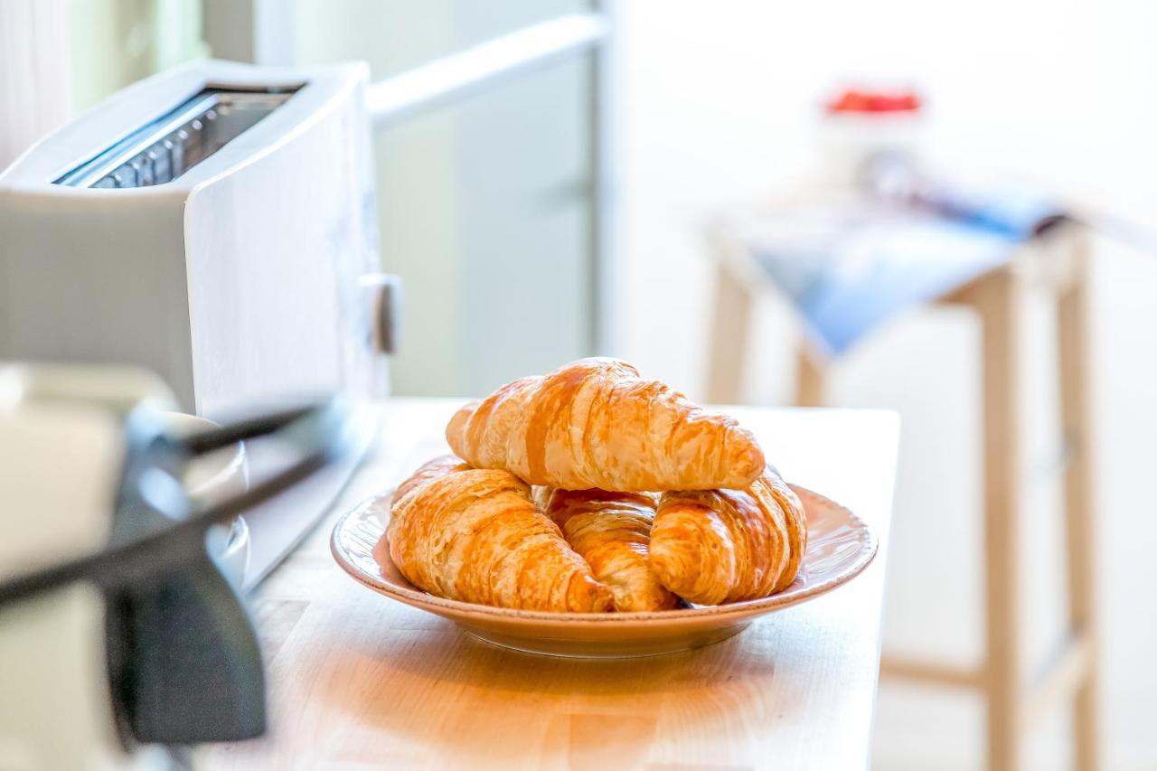 Renovated Sunny Apartment with Amazing Sunset Balcony , By TimeCooler - 2