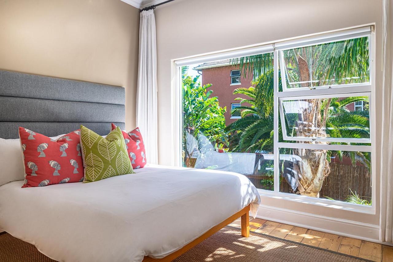 Antrim Villa by Totalstay - 4