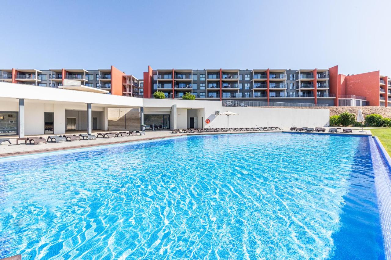 Heated swimming pool: Algarve Race Resort - Apartments
