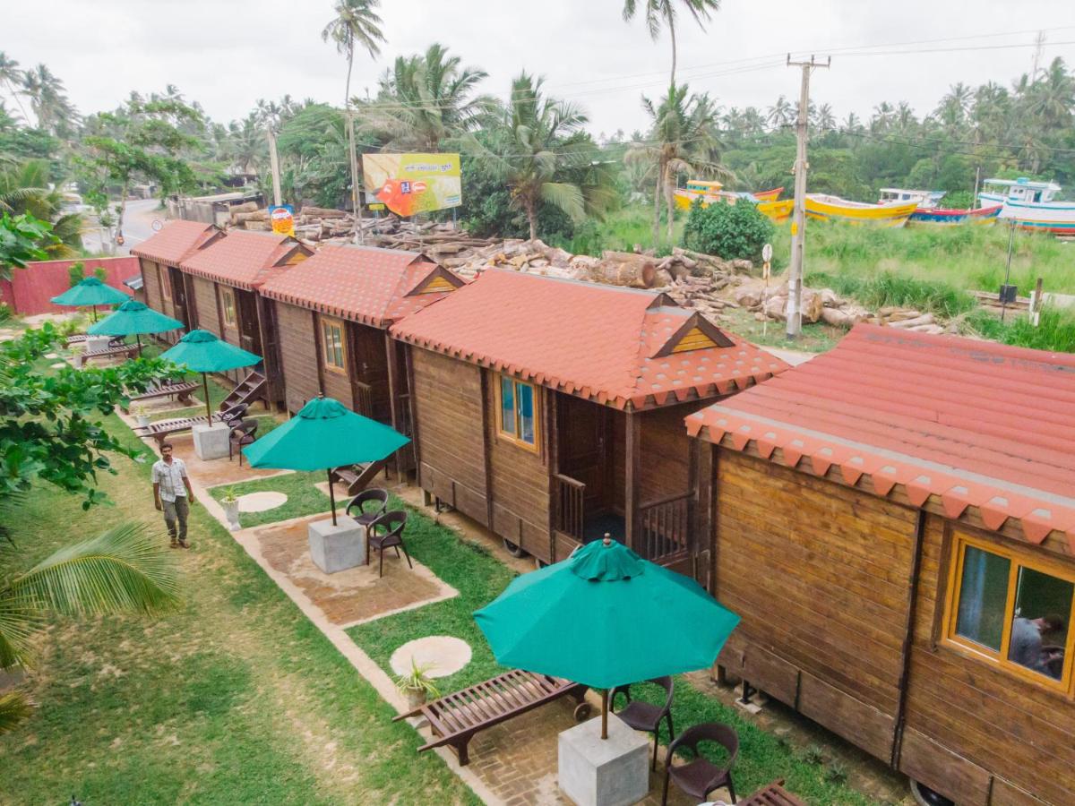 Image: Les Beach Chalets
