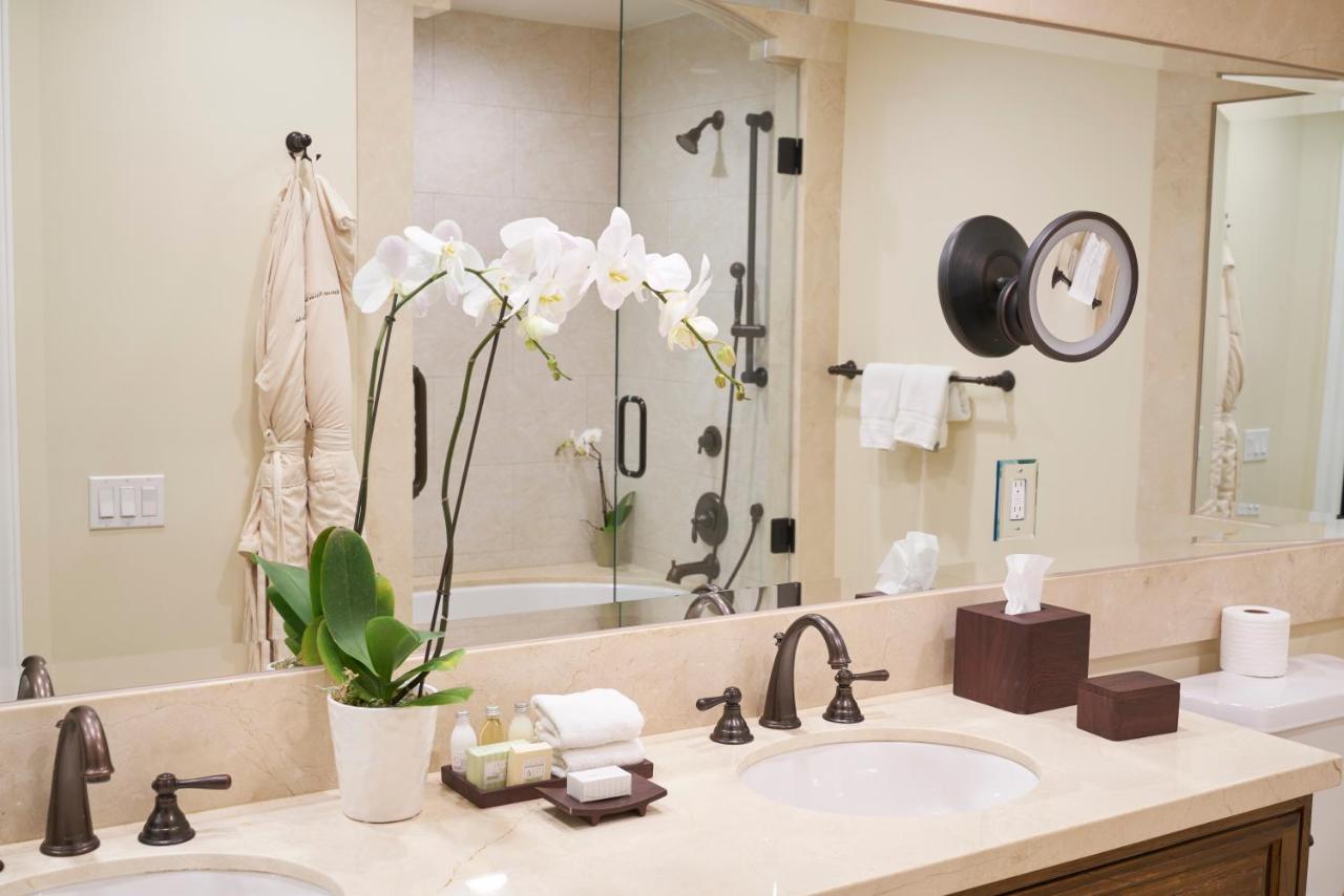 Westlake Village Inn - 3