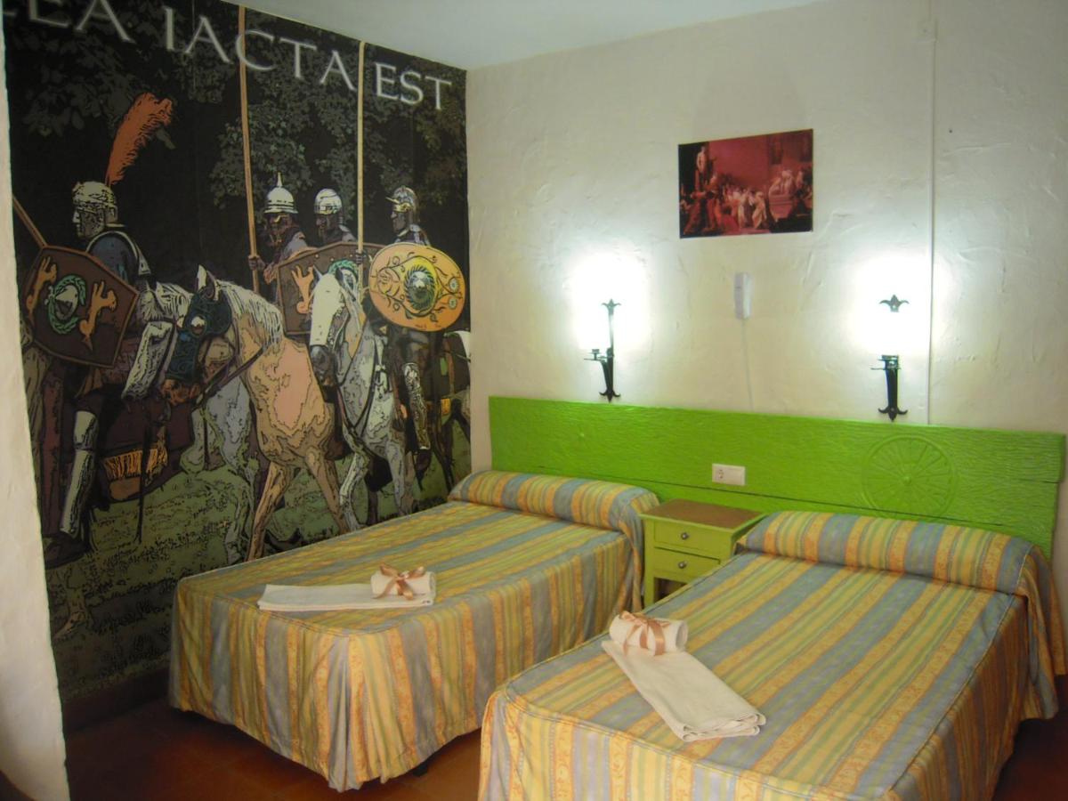 Hostal Temático El Cid, Fuengirola – Updated 2022 Prices