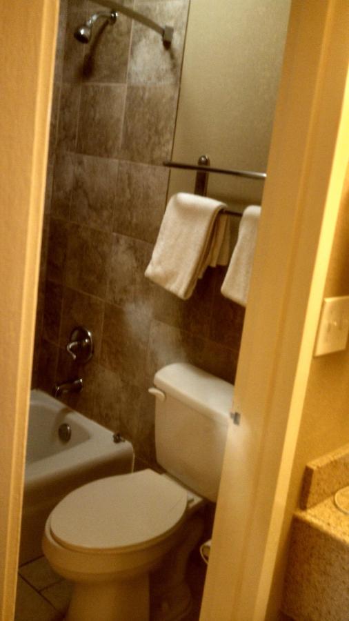 Relax Inn Memphis — photo 13