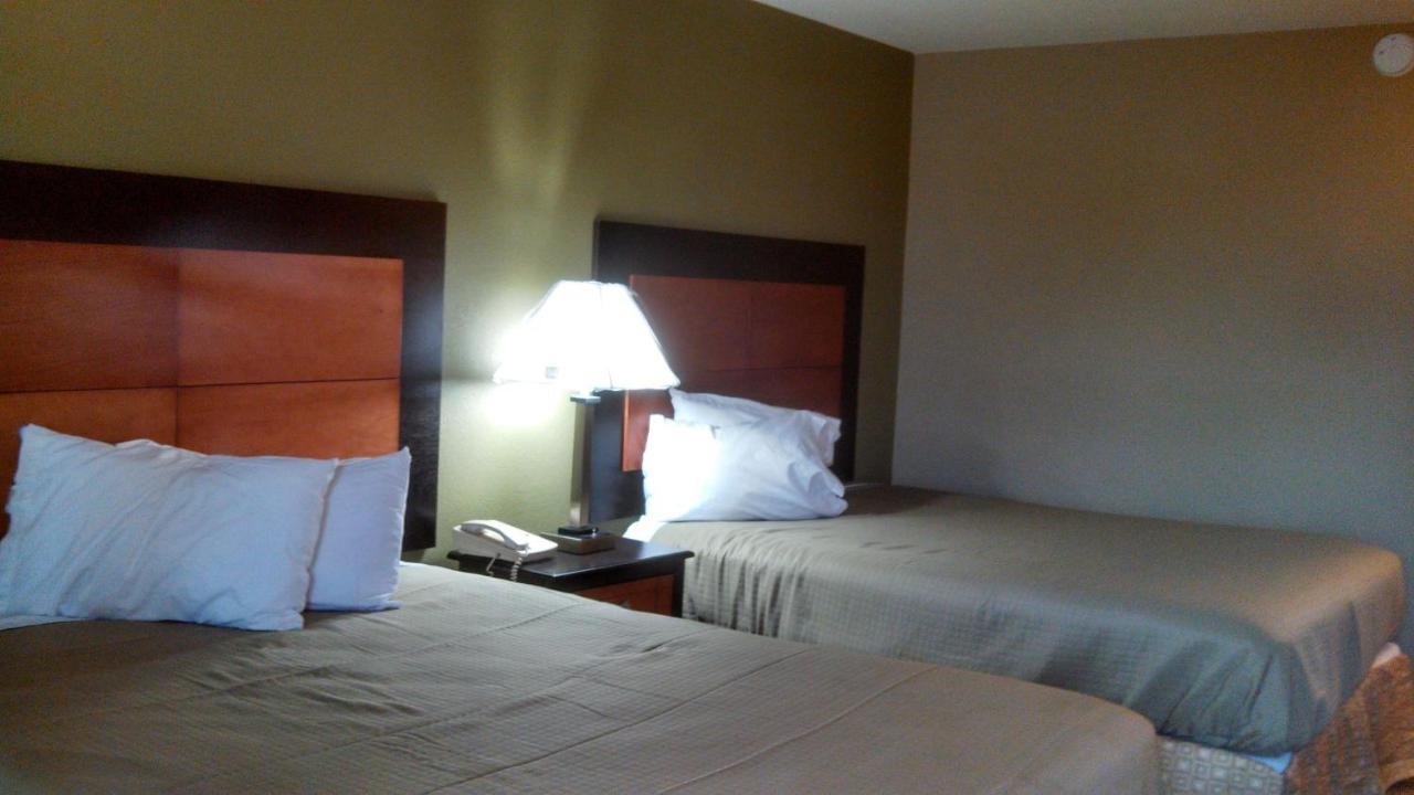 Relax Inn Memphis — photo 16