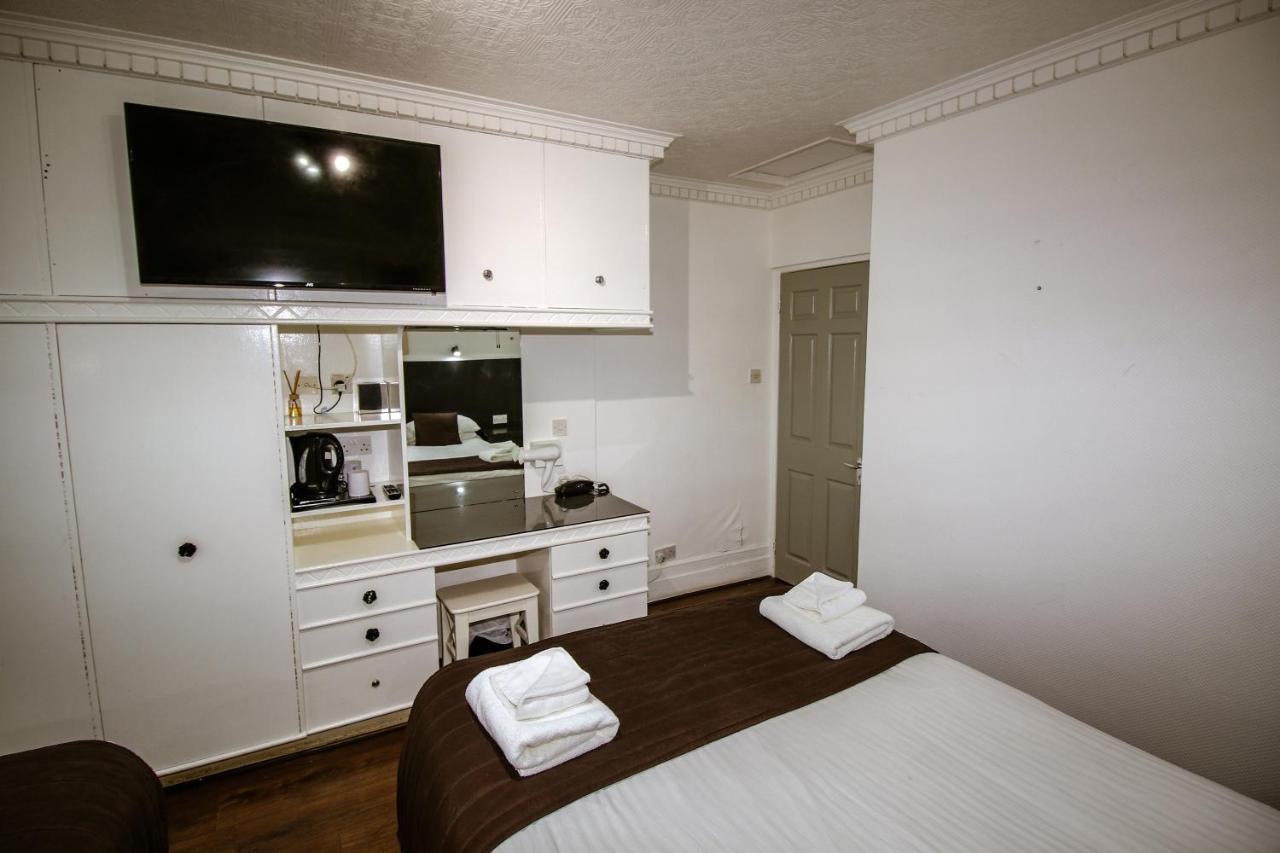 Charing Cross Guest House - Laterooms