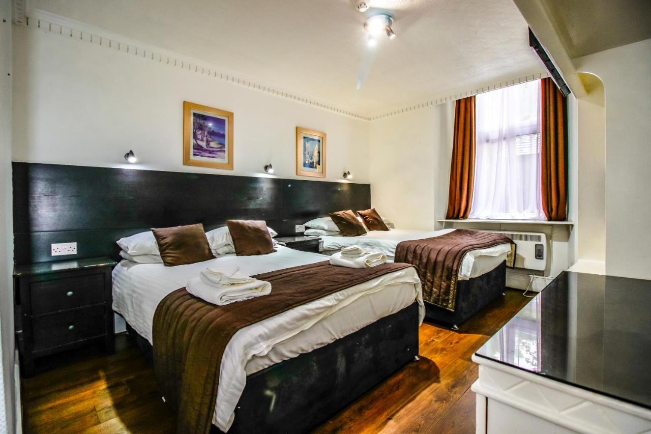 Charing Cross Guest House - Laterooms