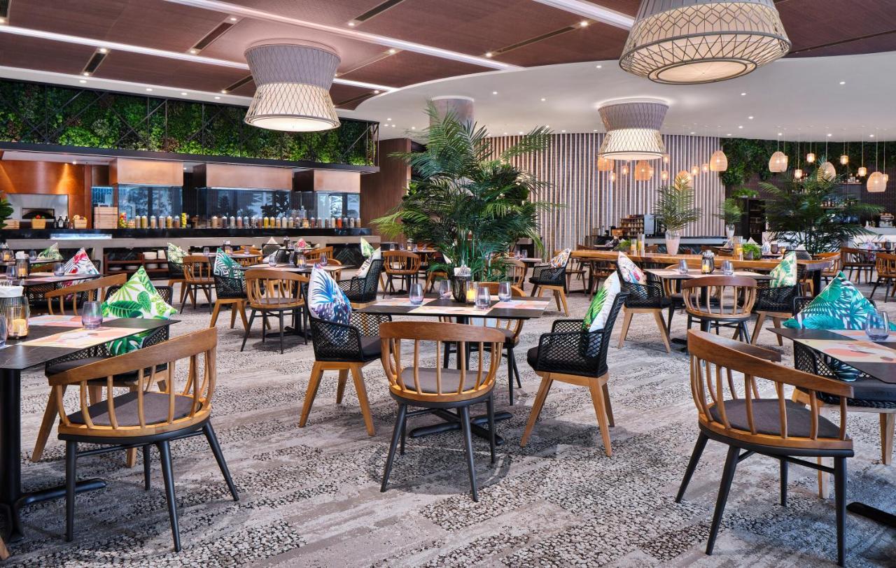 Village Hotel Sentosa by Far East Hospitality - 5