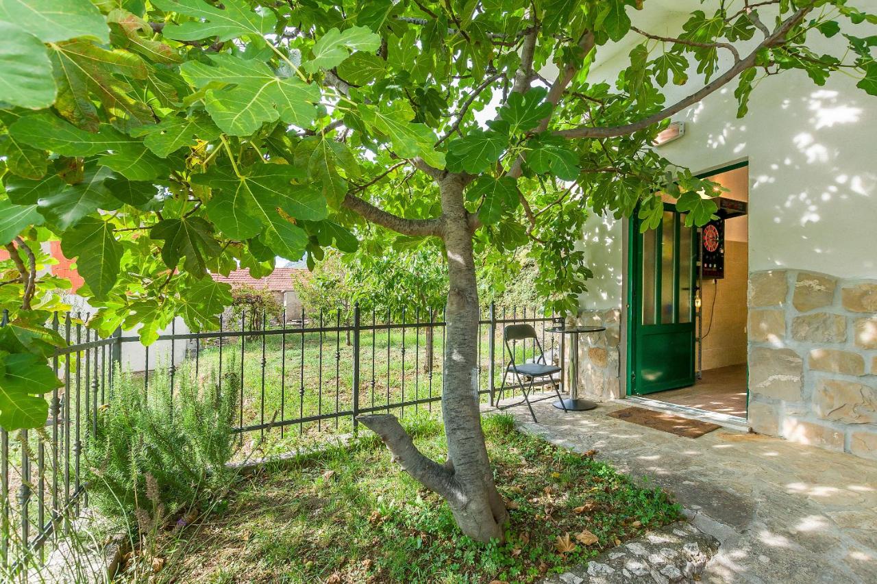 Holiday home Zvecanje photo
