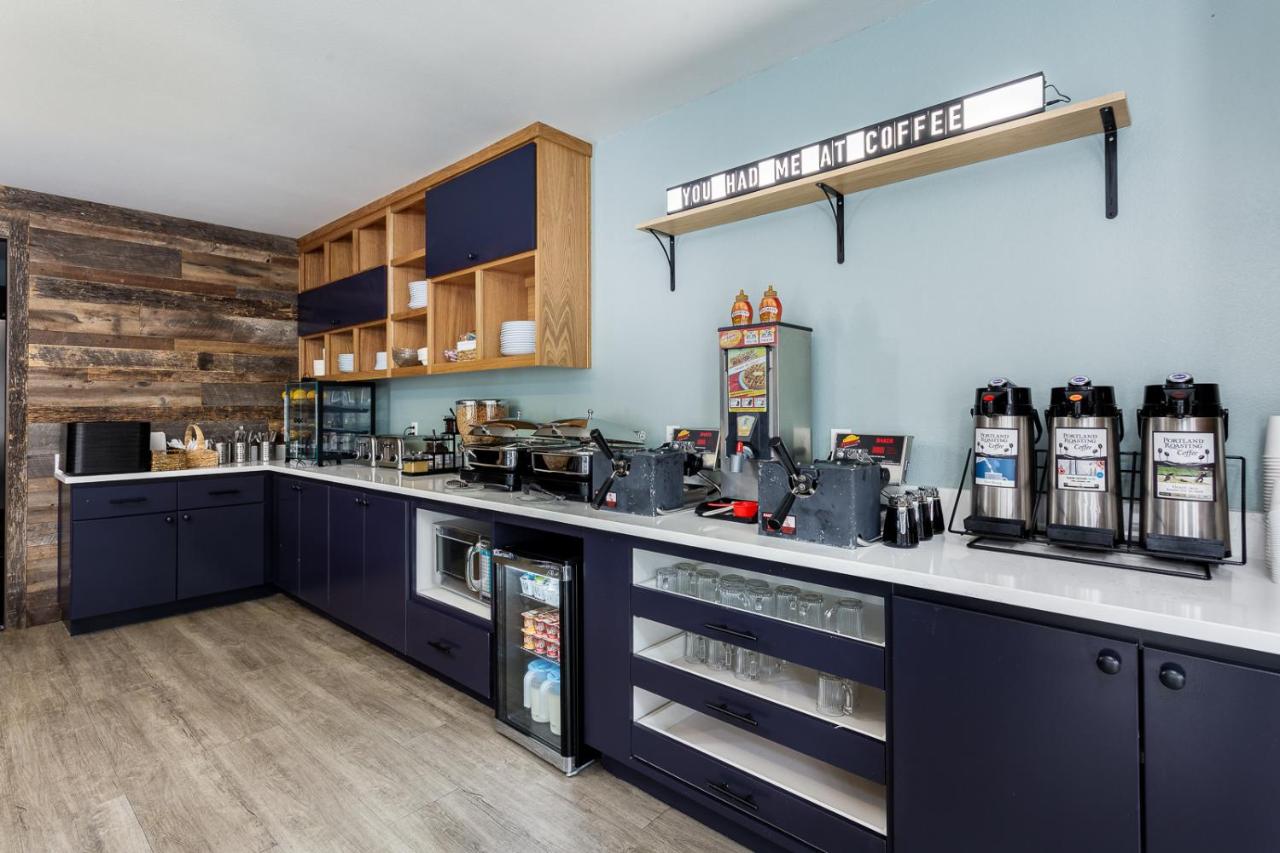 The Coho Oceanfront Lodge — photo 16