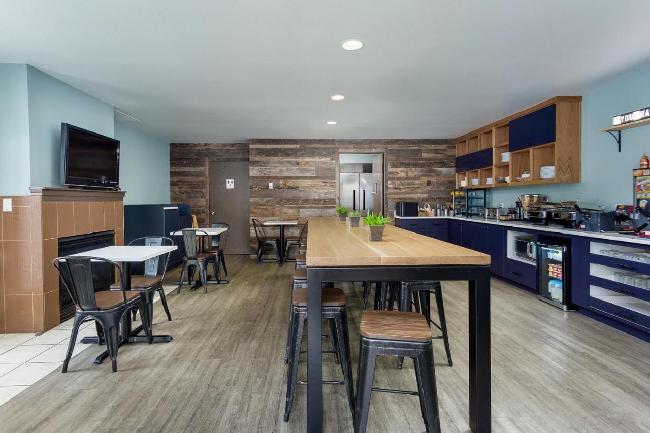 The Coho Oceanfront Lodge — photo 14