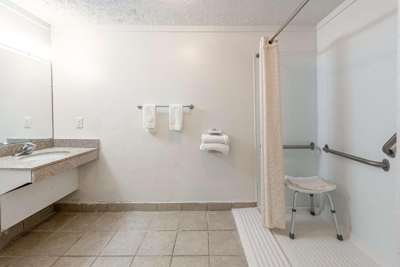 Motel 42 — photo 8