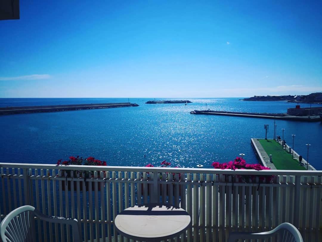 Image: B&B LA BAIA Sea Rooms