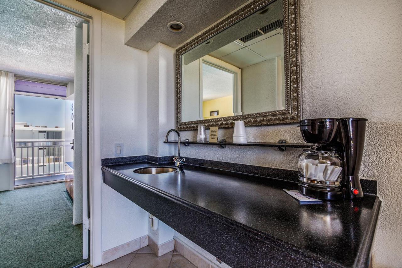 Crusader Oceanfront Resort — photo 14