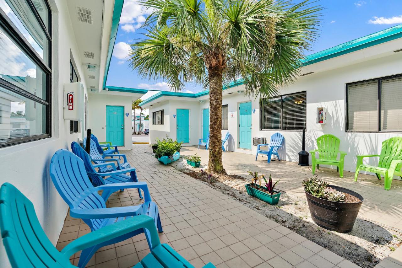 Hollywood Beachside Boutique Suite — photo 13