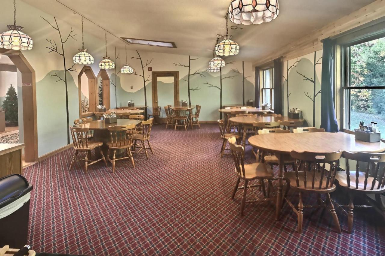 Mountain Sports Inn — photo 10