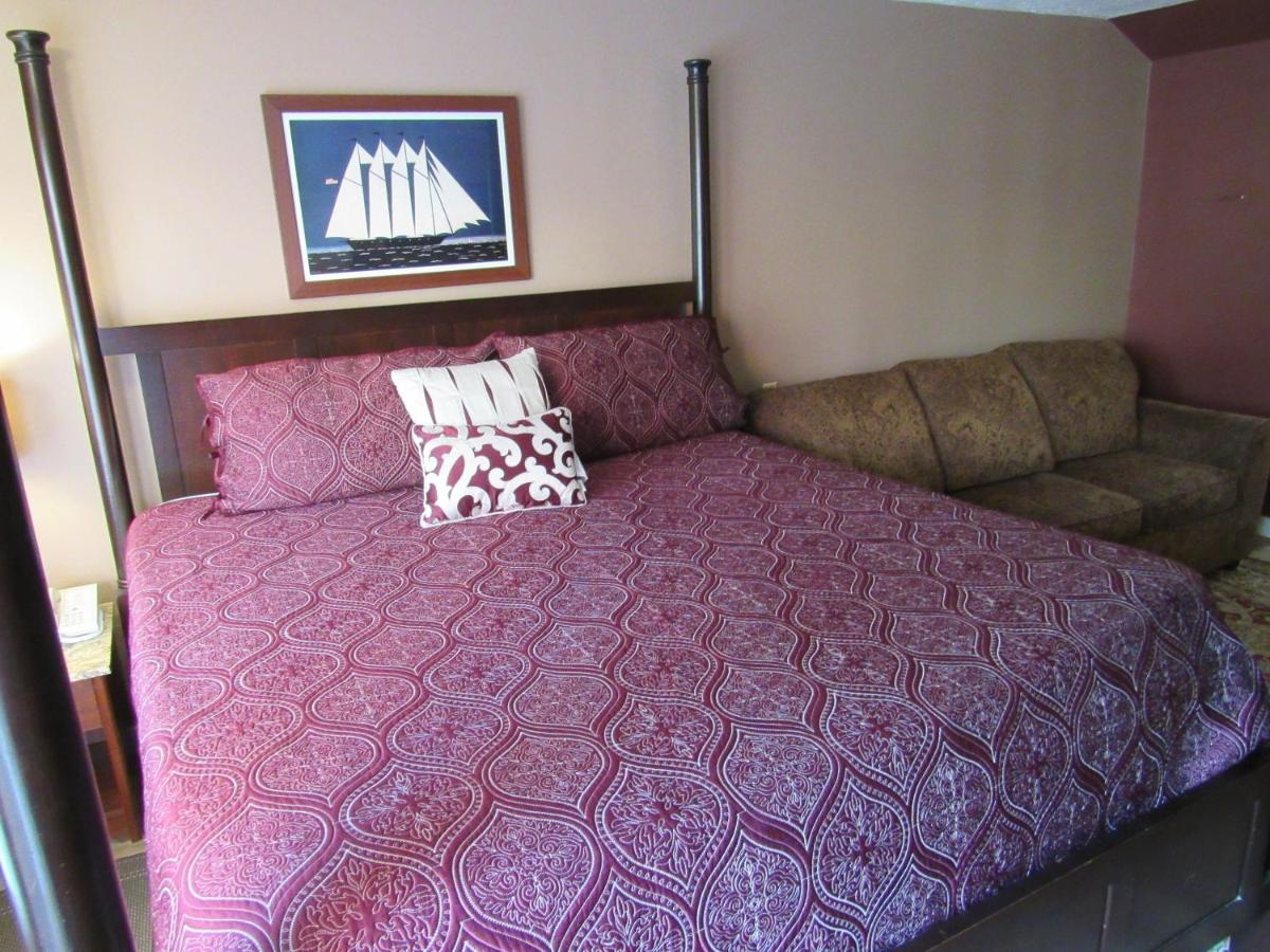 Captain Cook Inn — photo 11