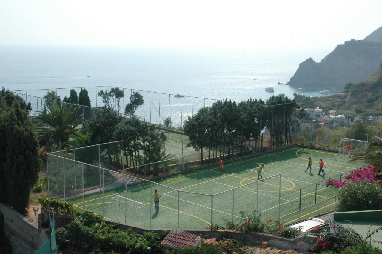 Tennis court: Romantica Resort & Spa