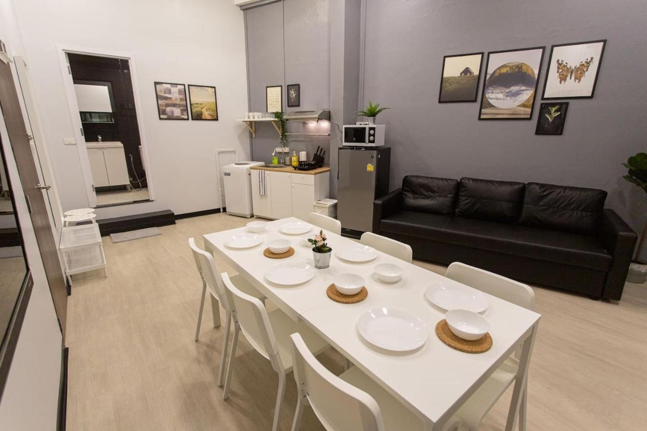 U1 Large 2 bed rooms BTS Udomsuk - 2