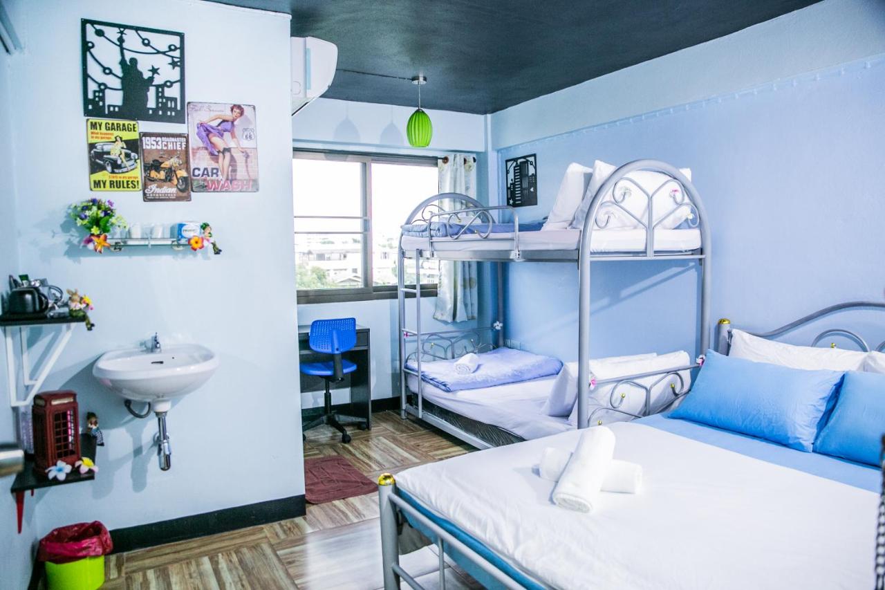 Bangkok Canale Home at Khaosarn - 2