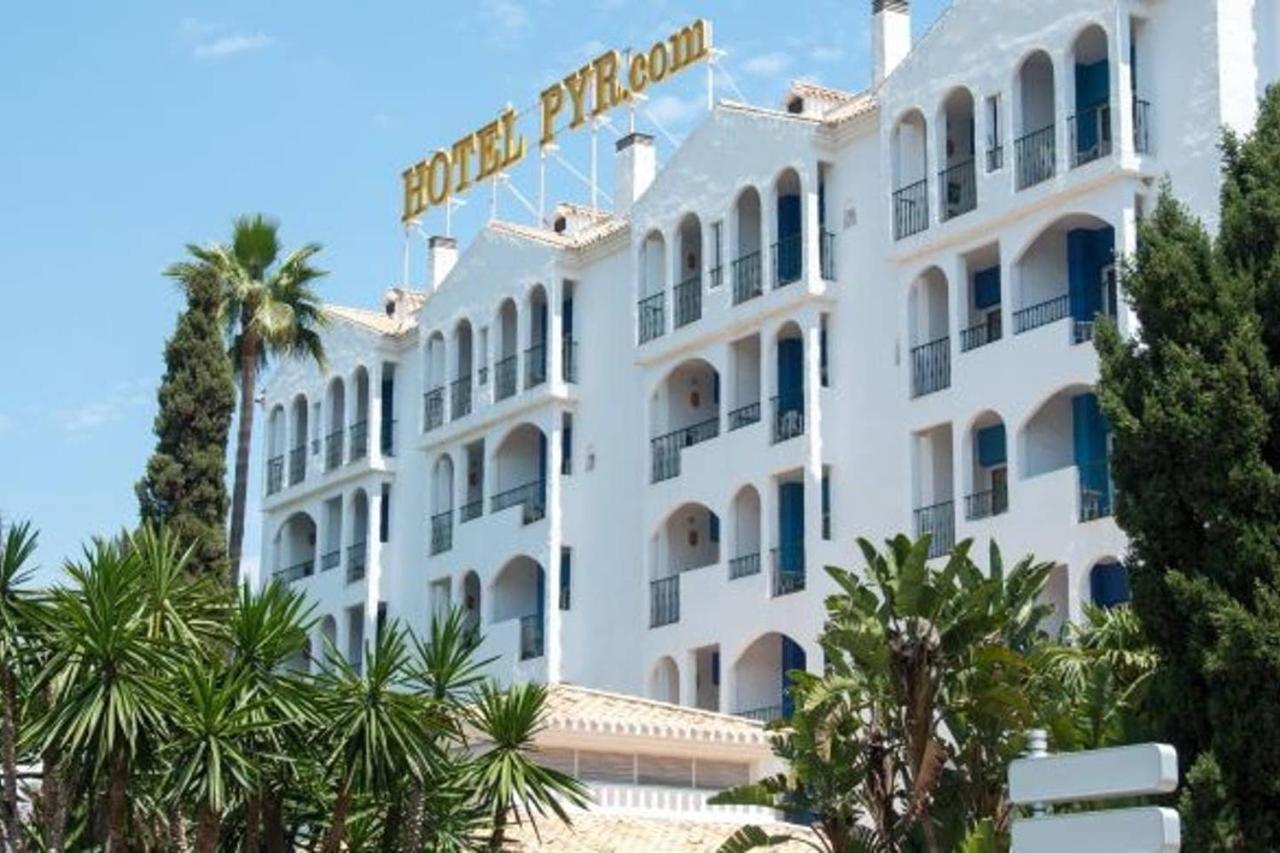 Private Modern Studio in the Hotel Pyr of Puerto Banus ...