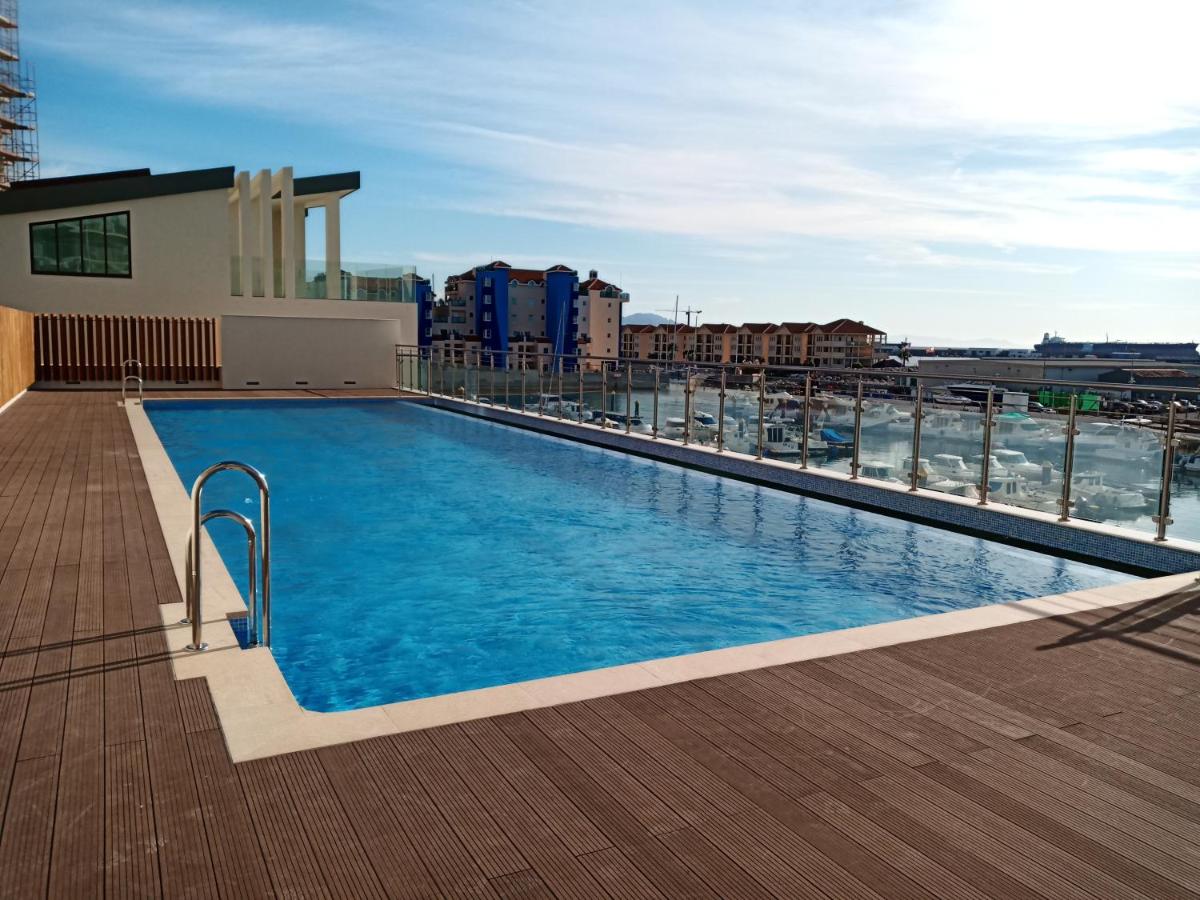 Kings Wharf Quay29 - Large Studio Apartment with 3 Pools - Gym - Rock Views - Holiday and Short Let Apartments in Gibraltar
