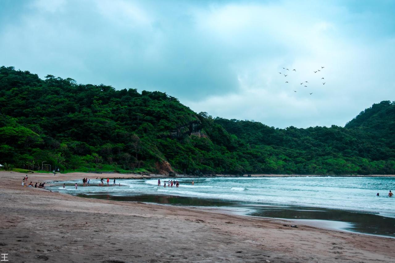 Beach: Pico de Loro Cove Hamilo Coast, Apartment 519, Corner Studio Unit, Jacana B Condominium