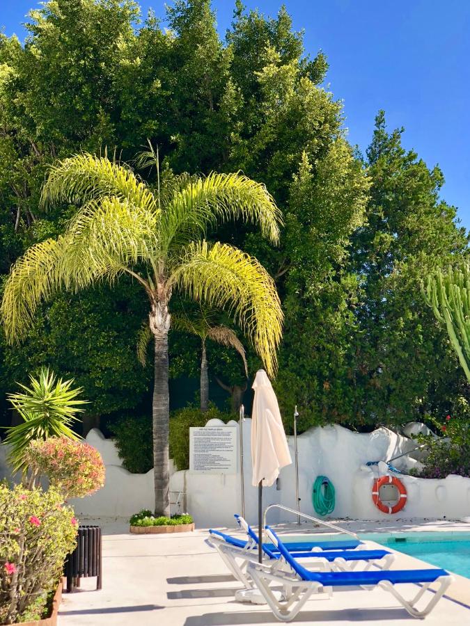 Luxury apartment in La Isla, Puerto Banus, Marbella ...