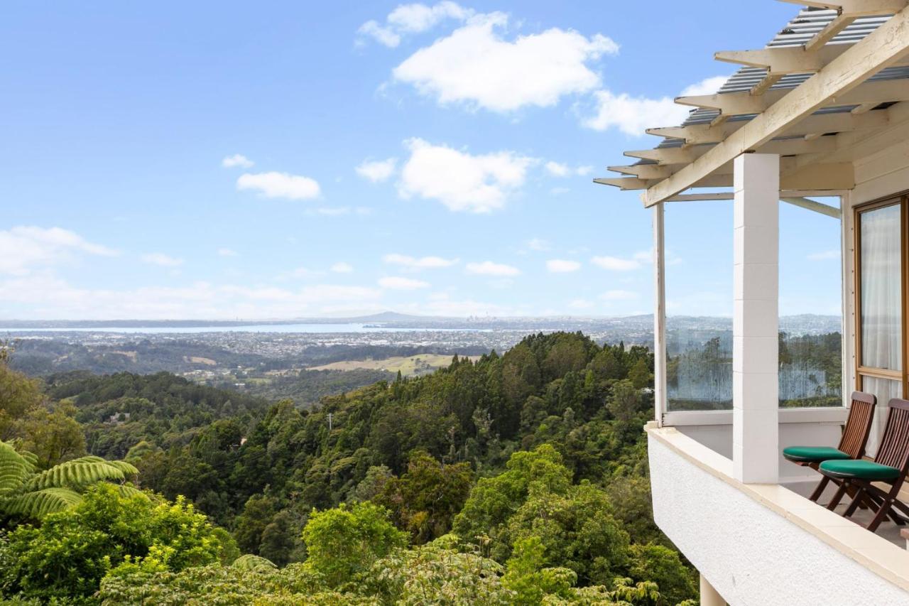 Auckland's Waitakere Estate - Laterooms