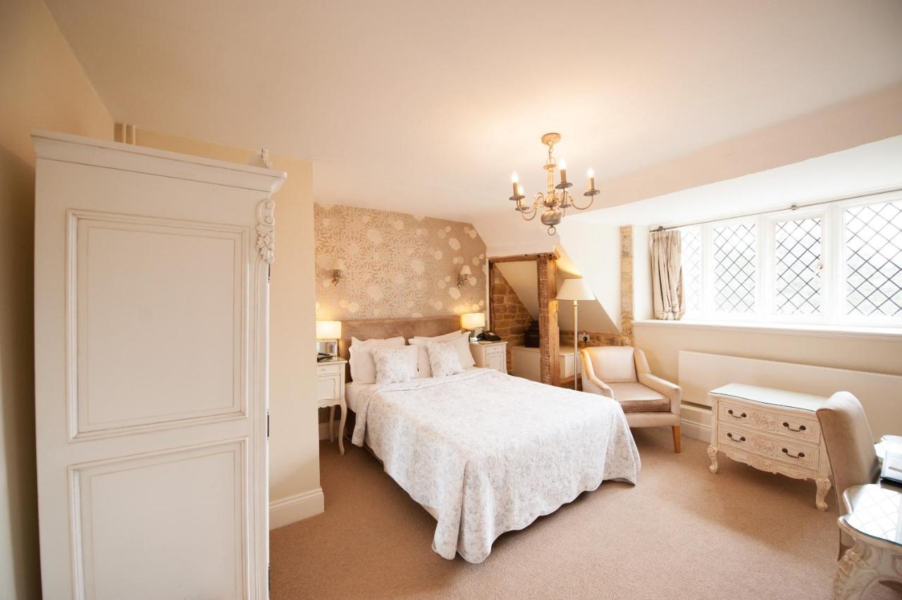 Rushton Hall Hotel and Spa - Laterooms