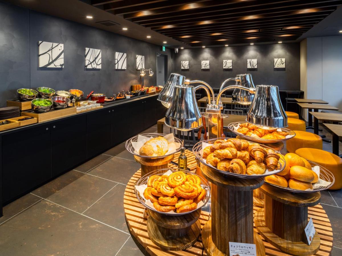 Super Hotel Premier Akihabara - 4