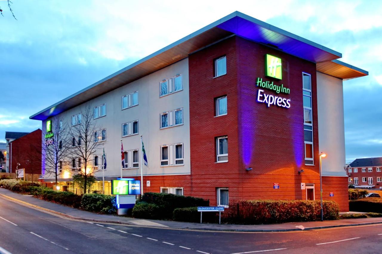 Holiday Inn Express REDDITCH - Laterooms