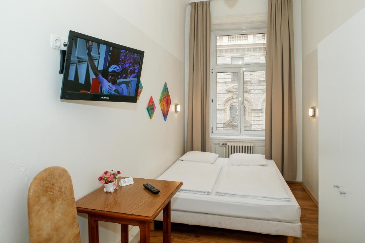 Self Check-in Time Out City Hotel Vienna photo