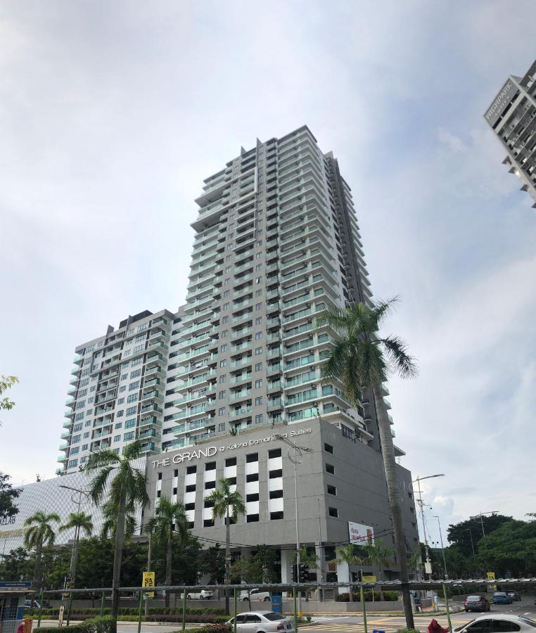 the grand sofo kelana jaya