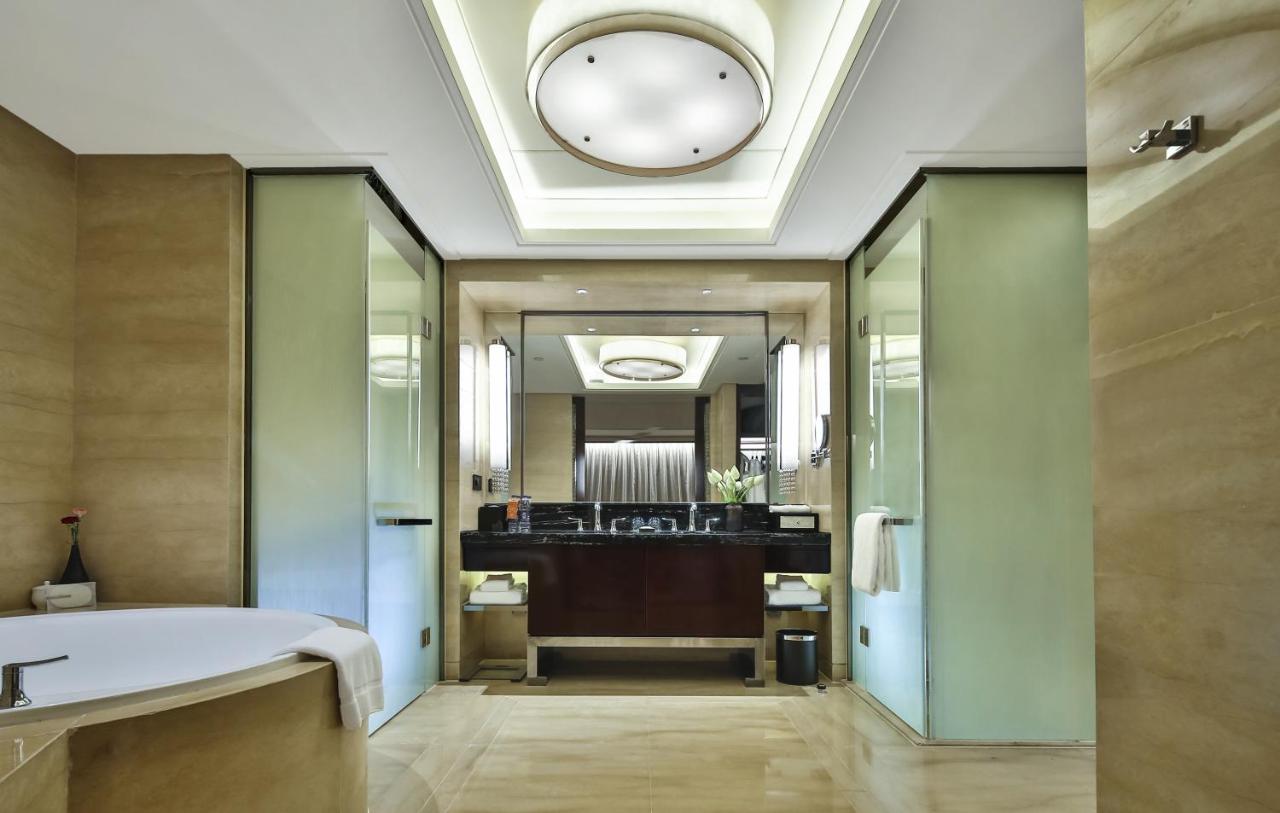 Crowne Plaza Chengdu Panda Garden, an IHG Hotel photo