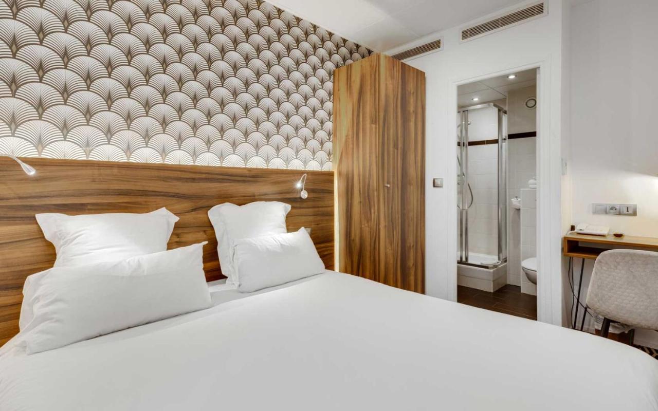 Carladez Cambronne - 2